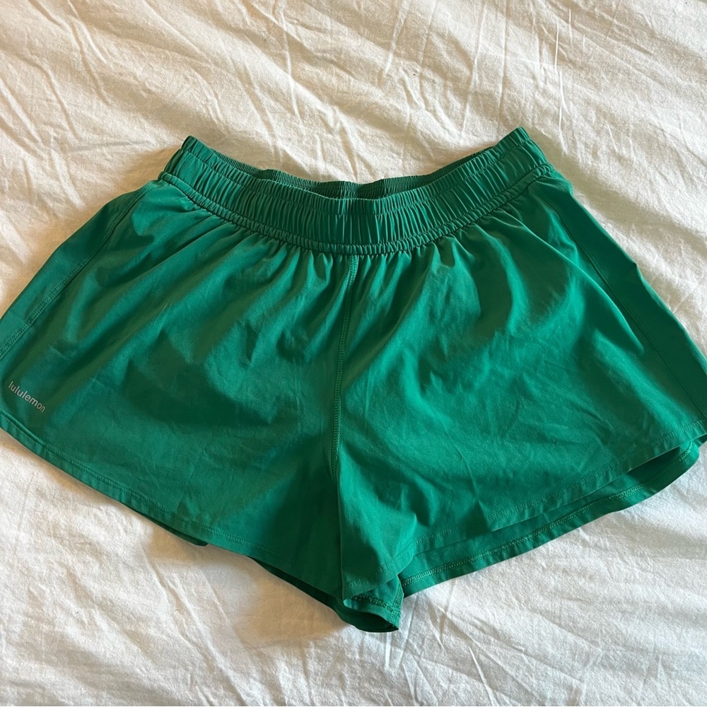 Lululemon Pace Crush High-Rise Short - size M